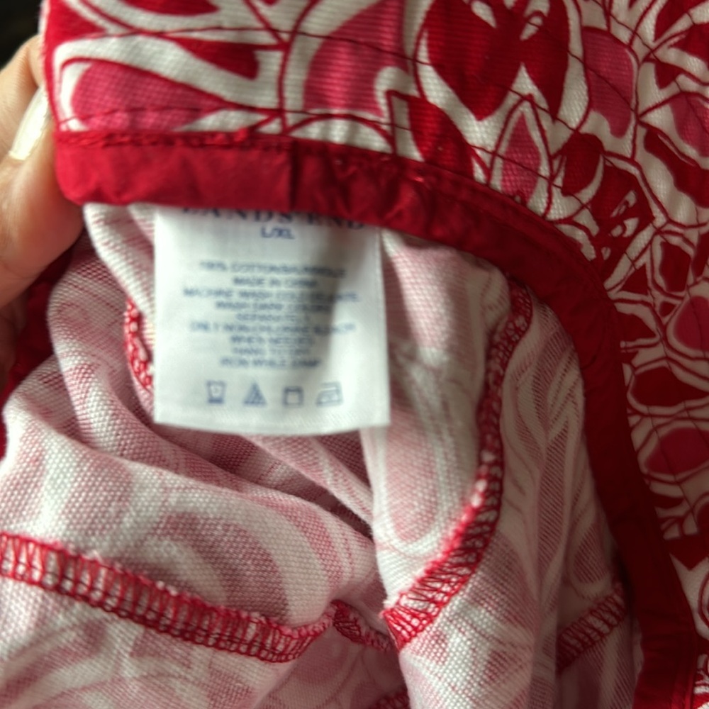 Lands End red pattern floppy beach hat 🏖️ - Picture 3 of 3
